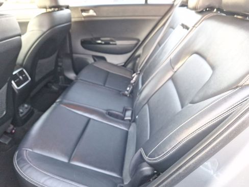 Used 2019 Kia Sportage EX FWD image 29