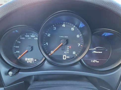 Used 2017 Porsche Macan image 19