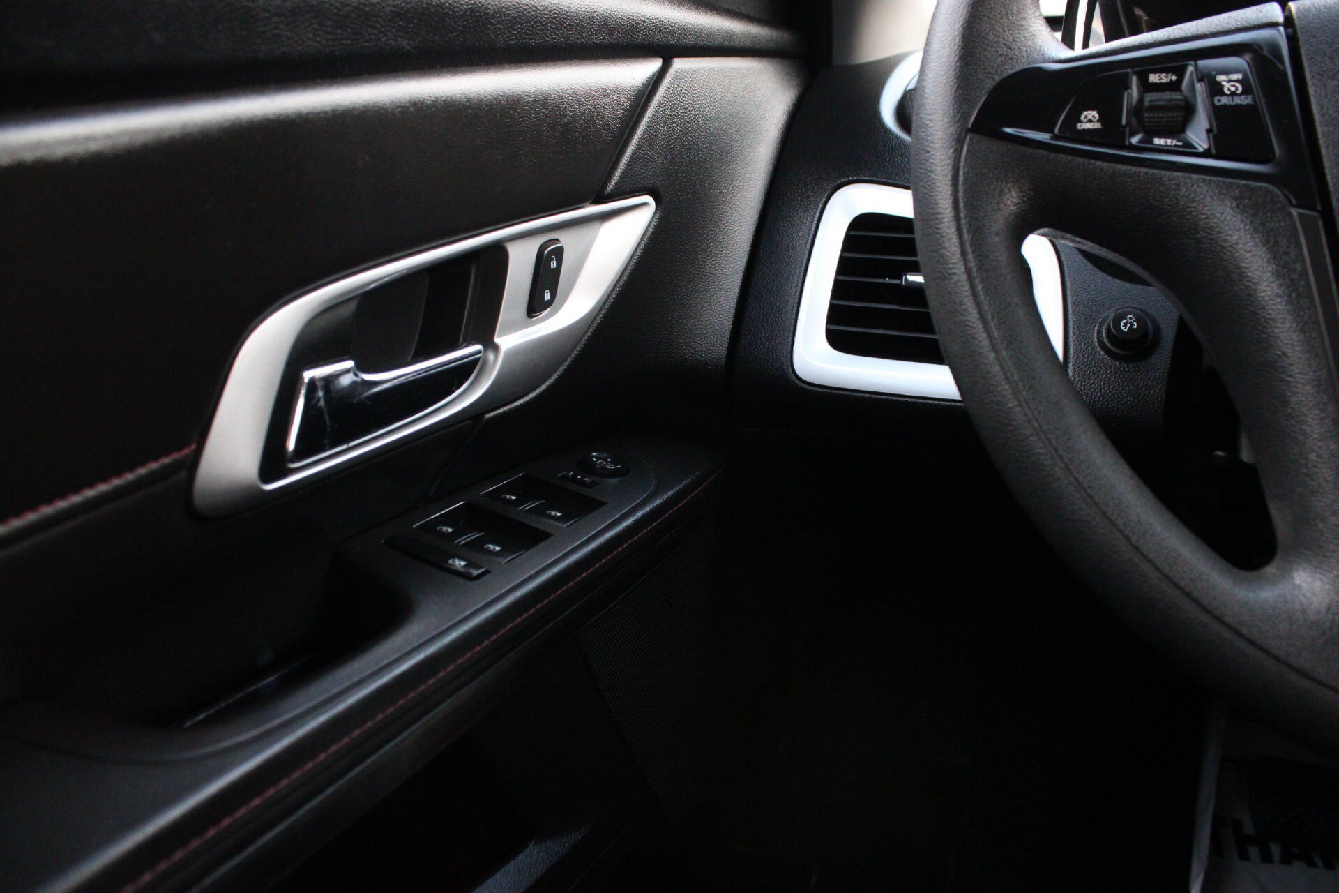Used 2015 GMC Terrain SLE FWD image 22