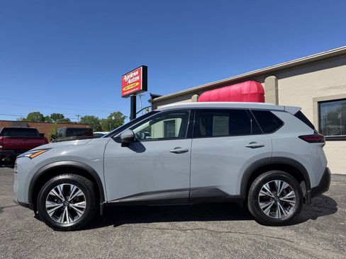 Used 2021 Nissan Rogue SV AWD/4WD image 5