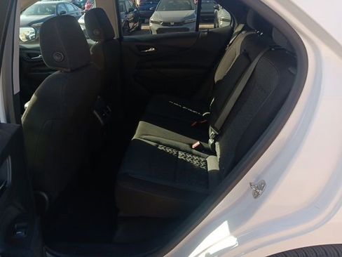 Used 2024 Chevrolet Equinox LT image 19
