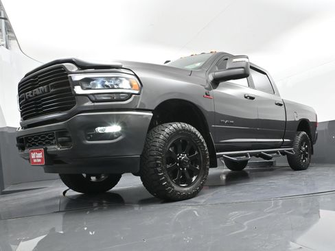 Used 2024 RAM 2500 Laramie w/ Night Edition image 34