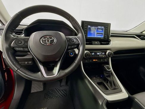 Certified 2022 Toyota RAV4 XLE Premium FWD image 22