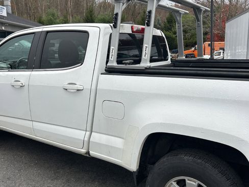 Used 2017 Chevrolet Colorado W/T w/ WT Convenience Package image 10