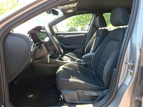 Certified 2022 Volkswagen Jetta Sport FWD image 14