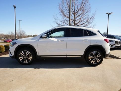 Certified 2025 Mercedes-Benz GLA 250 4MATIC w/ Driver Assistance Package image 4