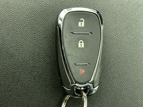 Used 2023 Chevrolet Equinox LS w/ LS Convenience Package AWD/4WD image 10