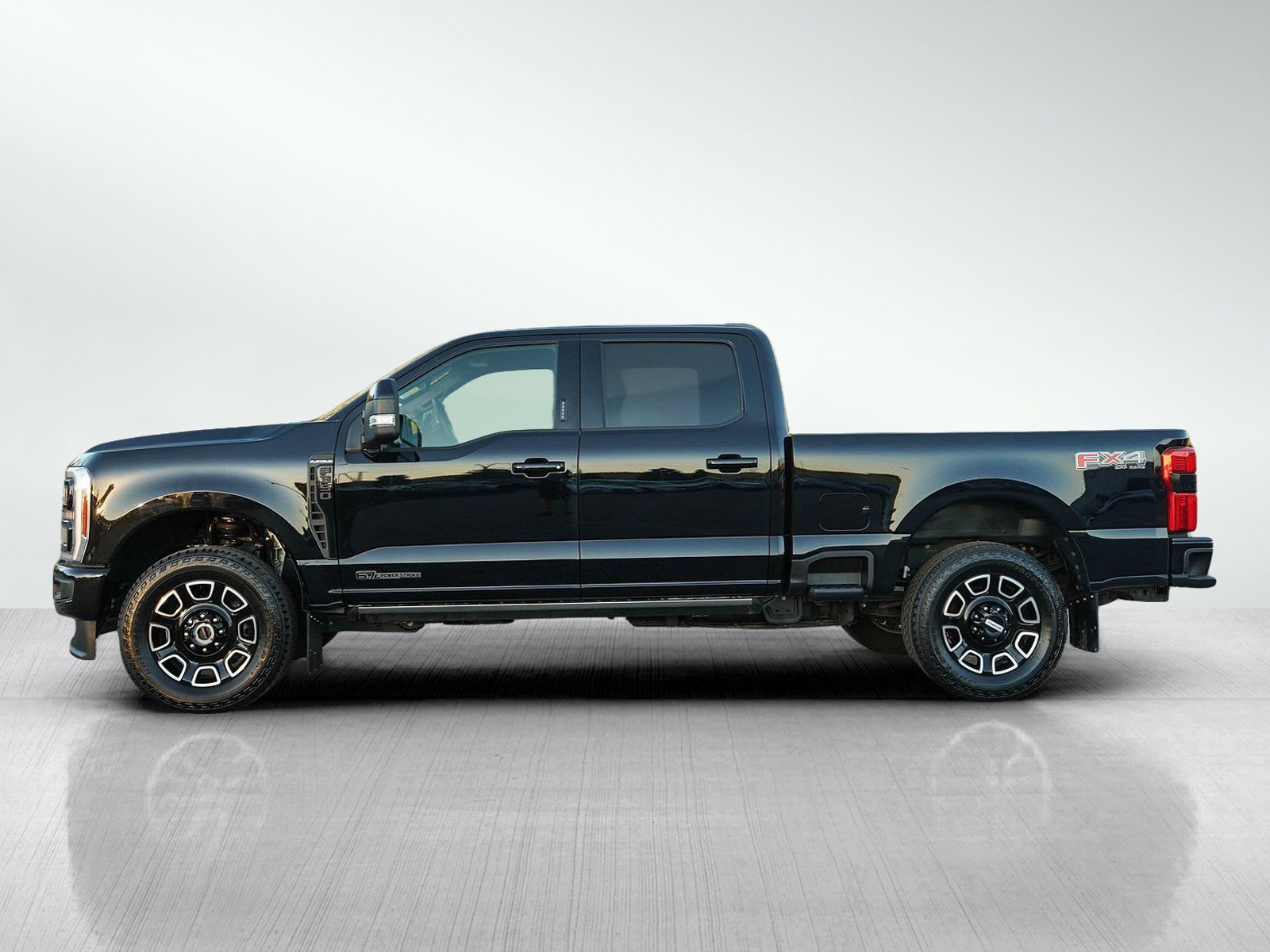 Used 2026 Ford F350 Platinum AWD/4WD image 2