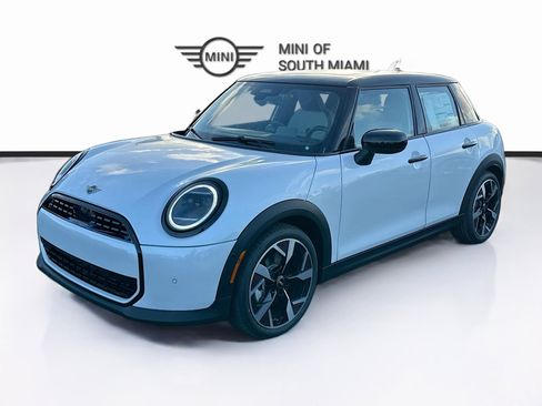 New 2026 MINI Cooper 4-Door Hardtop image 3