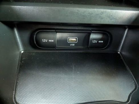 Used 2022 Kia Soul LX w/ Technology Package image 27