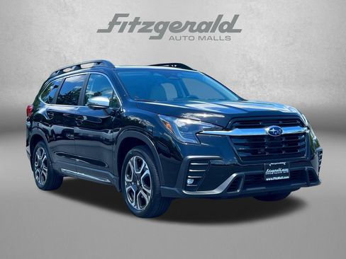 Used 2023 Subaru Ascent Limited w/ Technology Package AWD/4WD image 1