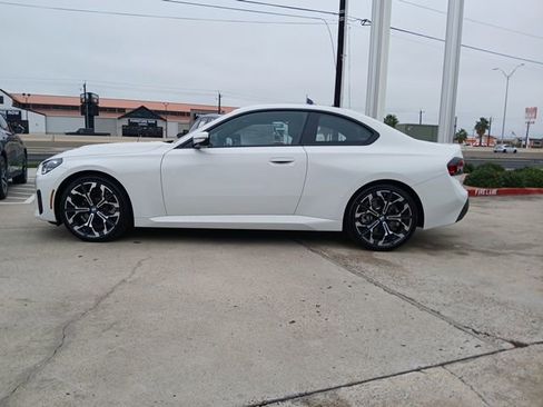 New 2026 BMW 230i Coupe RWD image 6