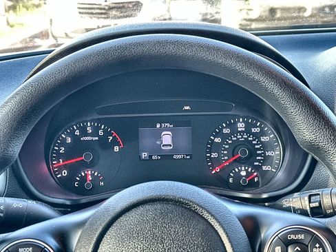 Used 2022 Kia Soul LX w/ Technology Package image 24