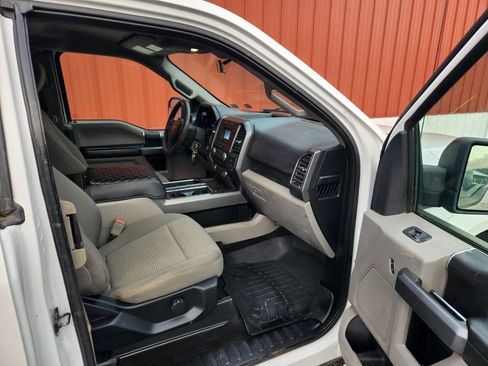 Used 2018 Ford F150 XLT image 18