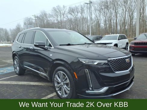Used 2023 Cadillac XT6 Premium Luxury w/ Technology Package image 6