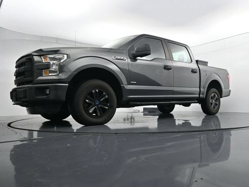 Used 2016 Ford F150 XL w/ Equipment Group 101A Mid AWD/4WD image 34