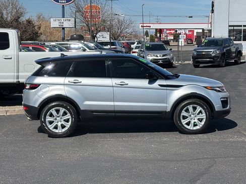 Used 2016 Land Rover Range Rover Evoque SE Premium image 3