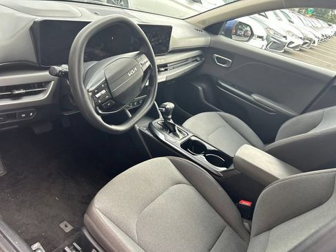 Used 2025 Kia K4 FWD image 7