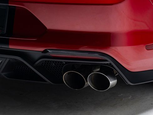 Used 2020 Ford Mustang Shelby GT500 w/ Carbon Fiber Track Pack RWD image 80