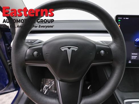 Used 2023 Tesla Model 3 Standard Range RWD image 10