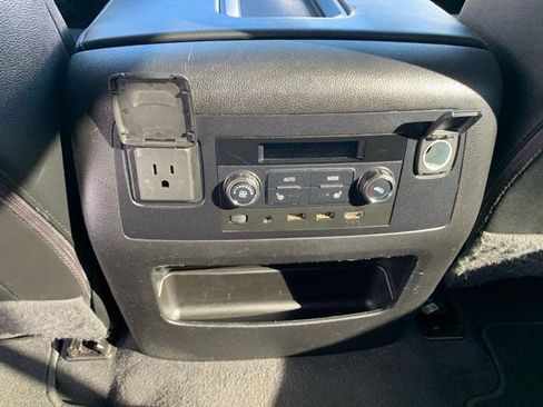 Used 2020 GMC Yukon SLT w/ Open Road Package image 16