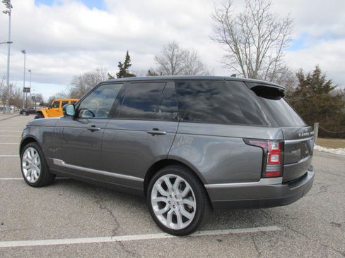Used 2016 Land Rover Range Rover HSE image 25