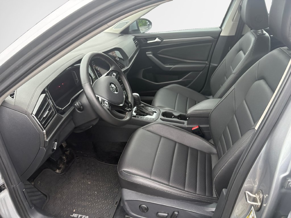 Used 2021 Volkswagen Jetta SEL FWD image 12