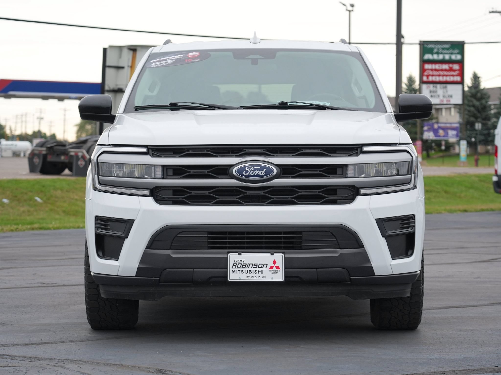 Used 2022 Ford Expedition Max XL AWD/4WD image 9