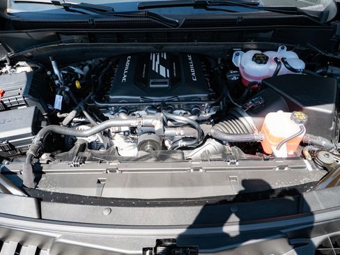 Used 2026 Cadillac Escalade V w/ LPO, ONYX Package image 40