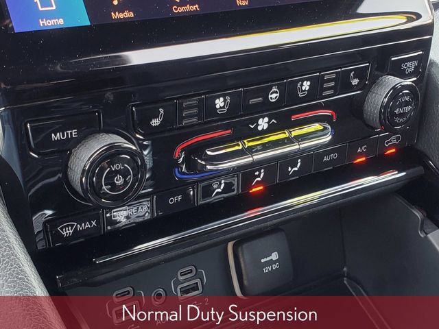 Certified 2024 Jeep Grand Cherokee Overland w/ Luxury Tech Group IV AWD/4WD image 28