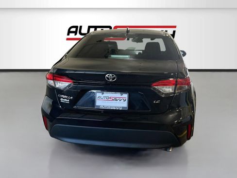 Used 2026 Toyota Corolla LE FWD image 6