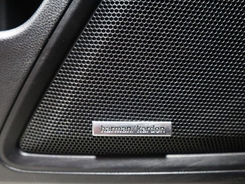 Used 2020 Subaru Outback Limited XT image 16