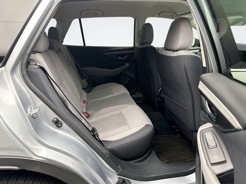 Used 2022 Subaru Outback Premium AWD/4WD image 18