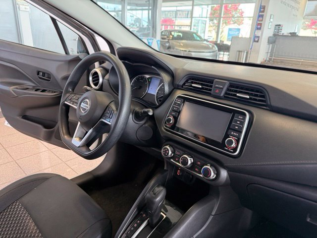 Used 2020 Nissan Versa S FWD image 27