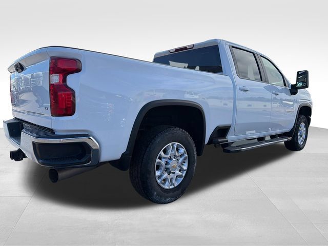 Used 2022 Chevrolet Silverado 2500 LT w/ Convenience Package AWD/4WD image 7