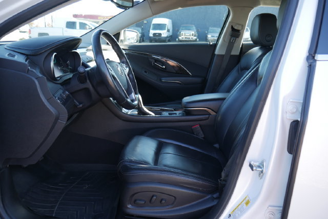 Used 2016 Buick LaCrosse Leather w/ Experience Buick Package FWD image 2