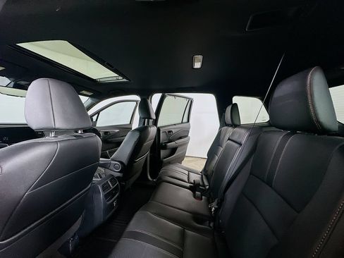 Used 2023 Honda Passport TrailSport image 15