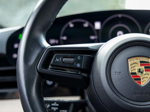 Certified 2023 Porsche Taycan image 29