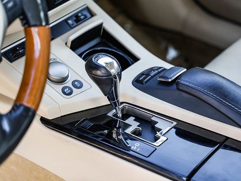 Used 2014 Lexus ES 300h w/ Luxury Package w/Bamboo Trim image 20