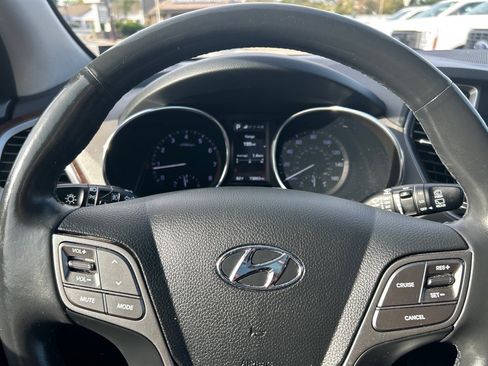 Used 2019 Hyundai Santa Fe XL image 25