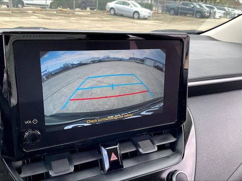 Used 2024 Toyota Corolla LE image 28