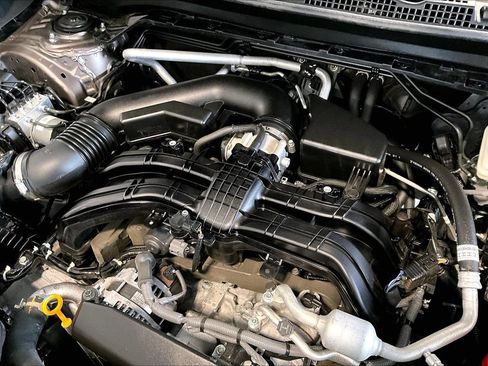 Used 2025 Subaru Forester Premium image 32