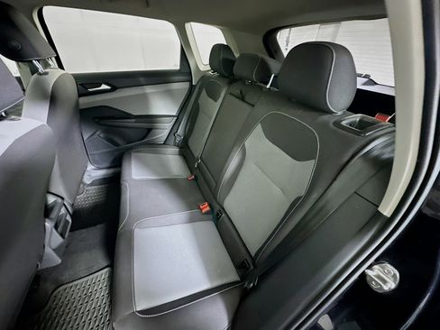 Used 2022 Volkswagen Taos S FWD image 26