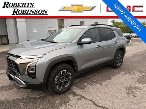 Used 2026 Chevrolet Equinox ACTIV w/ Convenience Package III AWD/4WD image 1