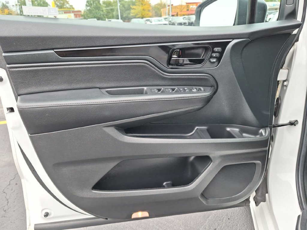 Used 2024 Honda Odyssey Touring image 12