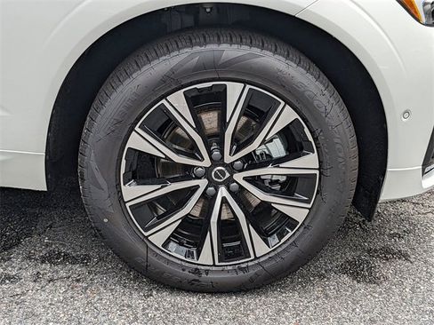 New 2025 Volvo XC60 B5 Plus w/ Protection Package Premier image 12