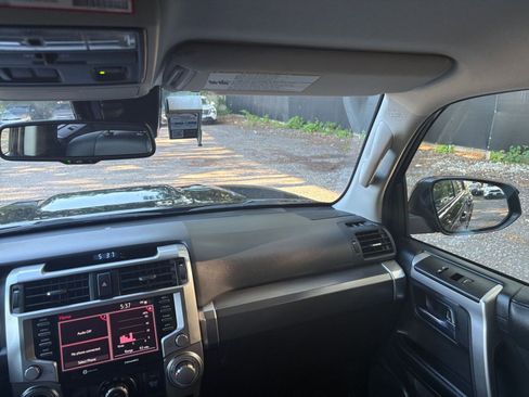 Used 2024 Toyota 4Runner TRD Sport image 31