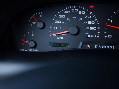 Used 2005 Ford Excursion Eddie Bauer image 24