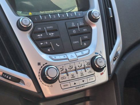 Used 2013 GMC Terrain SLE image 21