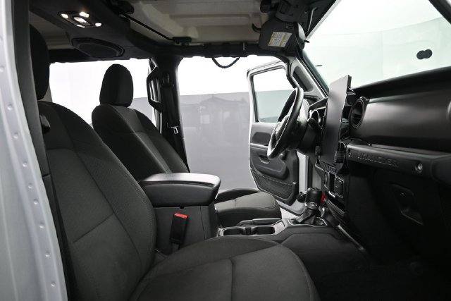Used 2023 Jeep Wrangler Unlimited Sport AWD/4WD image 24
